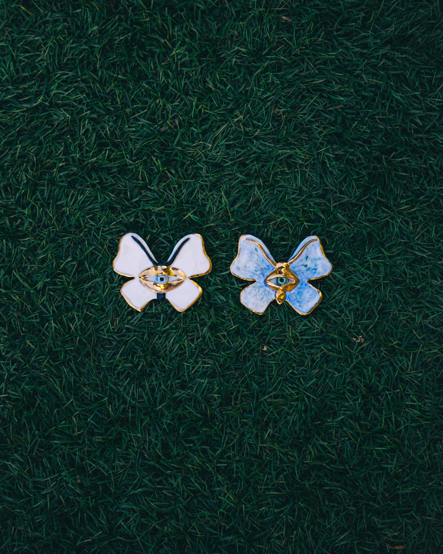 Apri Jewelry - Blue Butterfly Eye Brooch