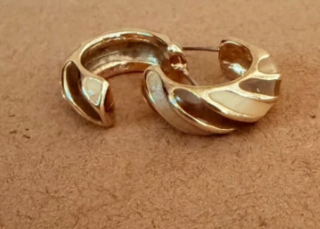 Vintage Gold and Cream Twisted Earrings