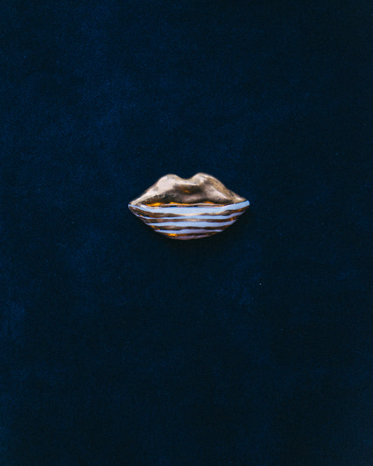 Apri Jewelry - Mouth Brooch