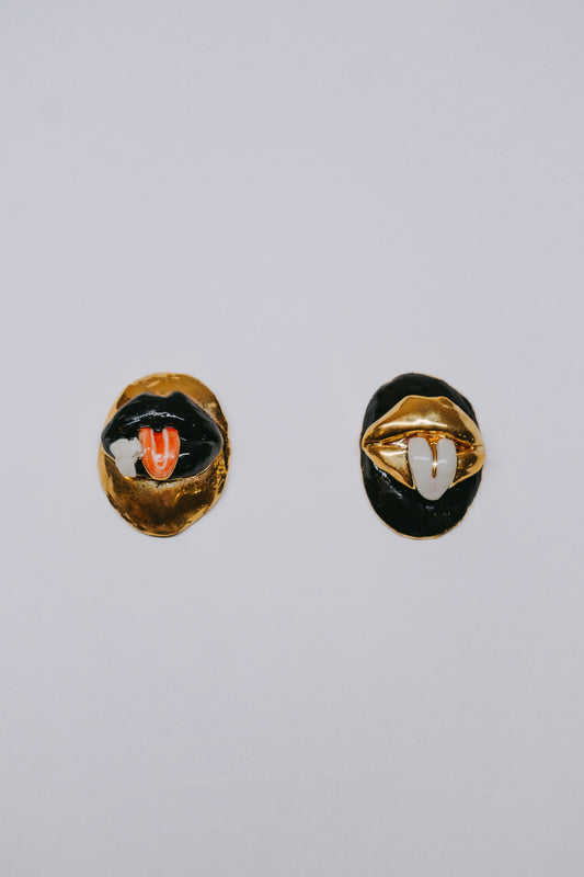 Apri Jewellery - Black Lips Earrings 001