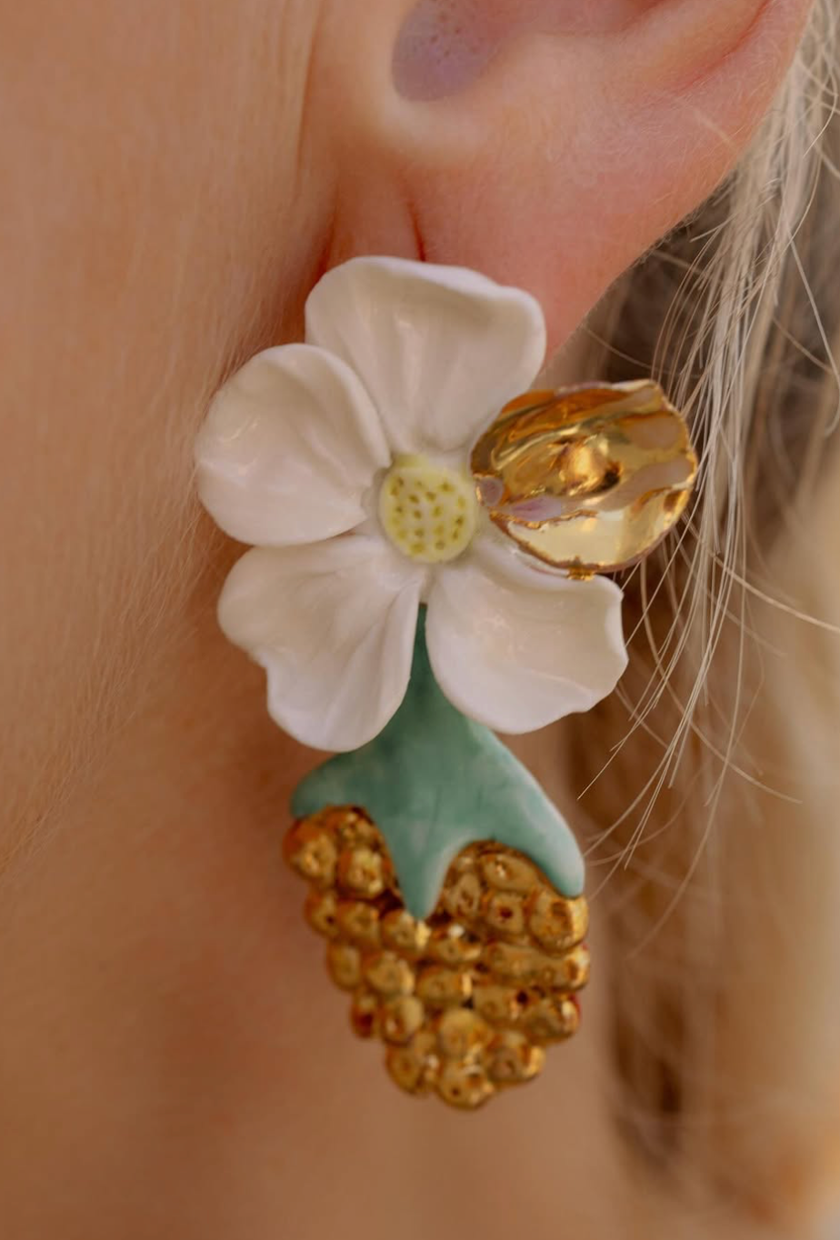 Apri Jewelry - Pineapple Earrings